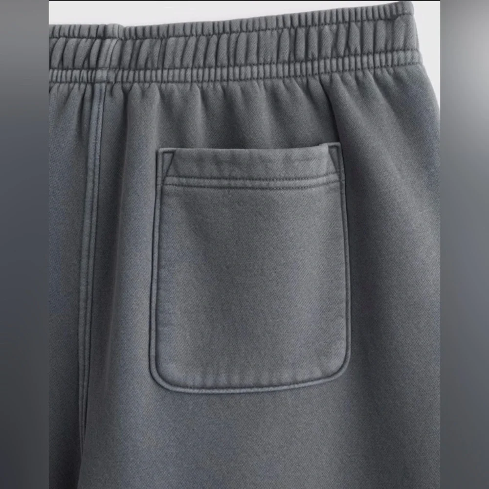 Abercrombie & Fitch - Essential Cinched Sweatpant - Large